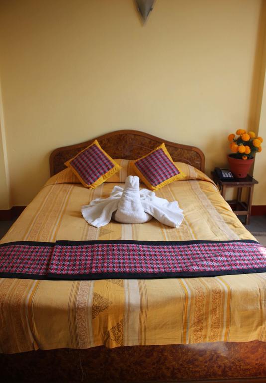 Simrika Homes Bed And Breakfast Катманду Номер фото